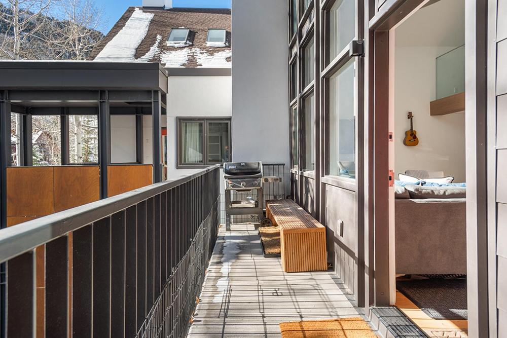 Fifth Avenue 303, Newly Remodeled, Light-Filled 3 Bdr Condo, Close To Ski Slopes Aspen Kültér fotó